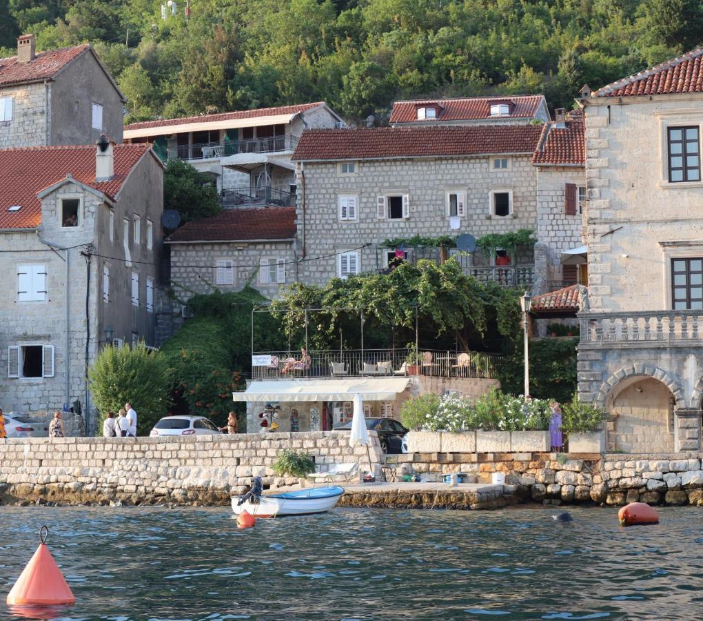 Guesthouse Zmukic Perast Exterior photo